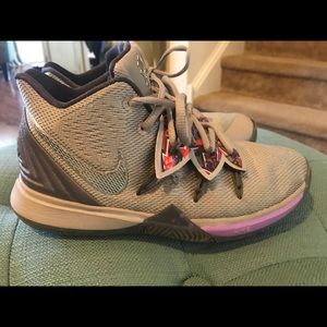 Nike Kyrie Irving 5